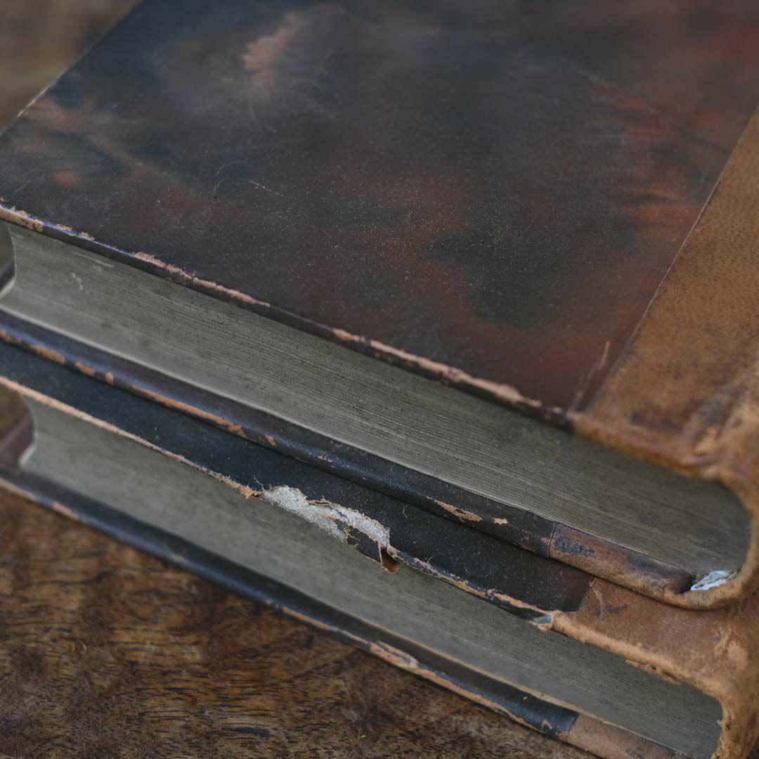 アンティークレザーブック 古書 フランス 革製7