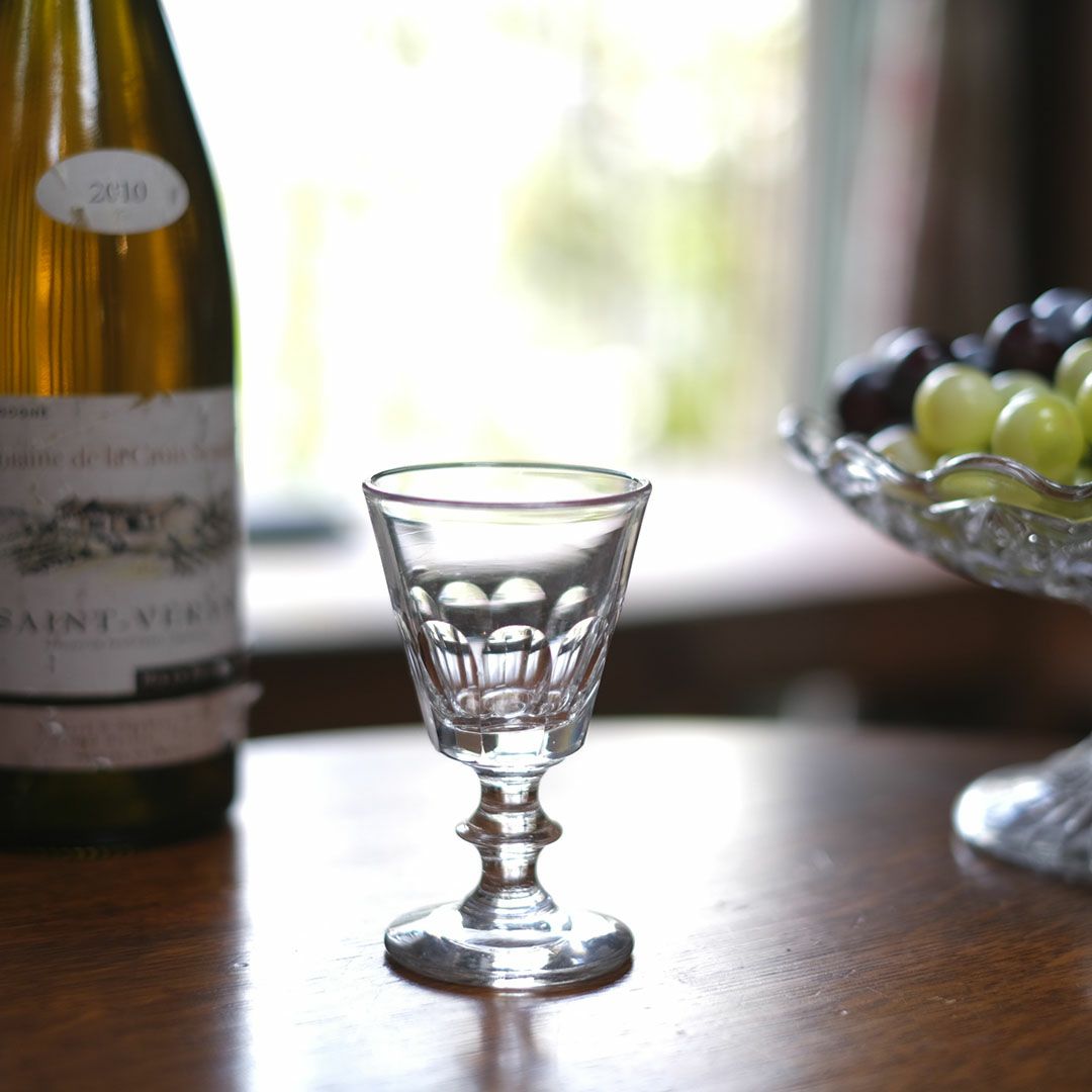 サン・ルイ Saint-Louis カトン Caton リキュールグラス フランス製 直径6cm 高さ10cm アンティーククリスタル 正面全体像