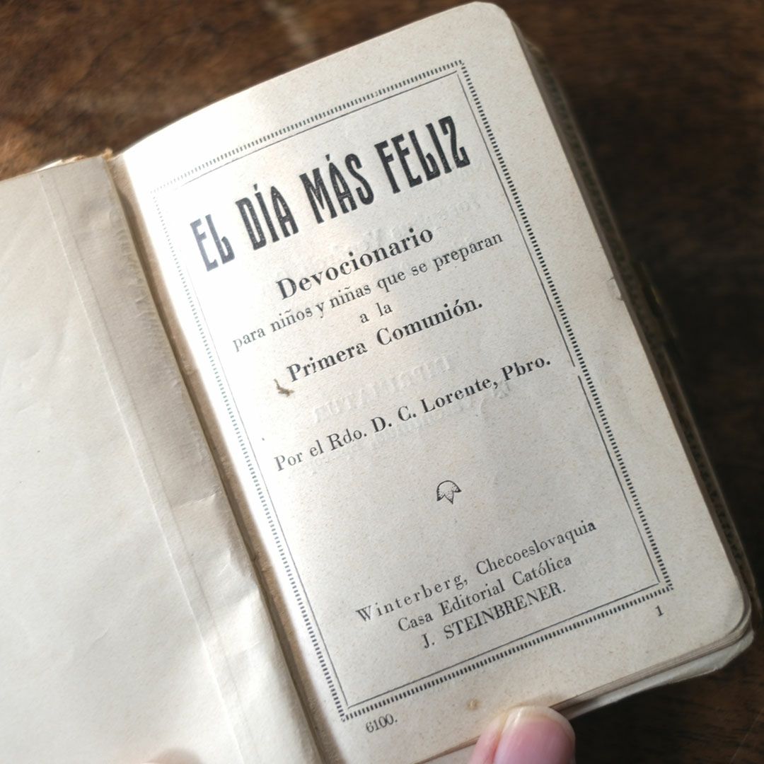 アンティーク祈祷書 花とモノグラム フランス アイボリー4