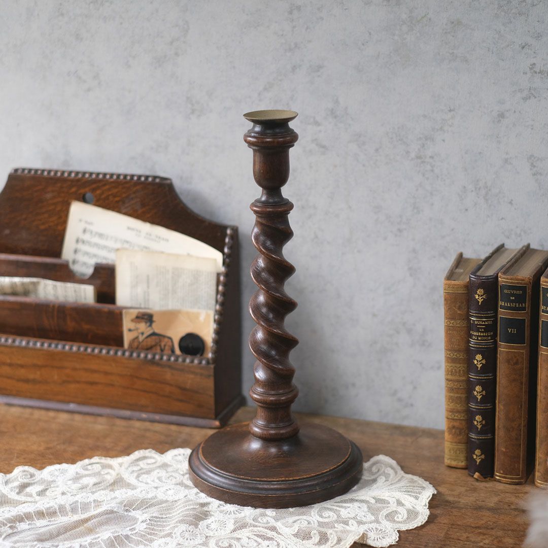 アンティークキャンドルスティック ツイスト キャンドルホルダー イギリス 燭台1