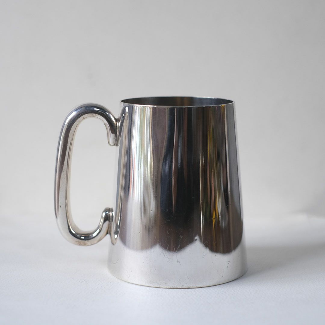 アンティーク シルバープレート マグ 側面フォルム