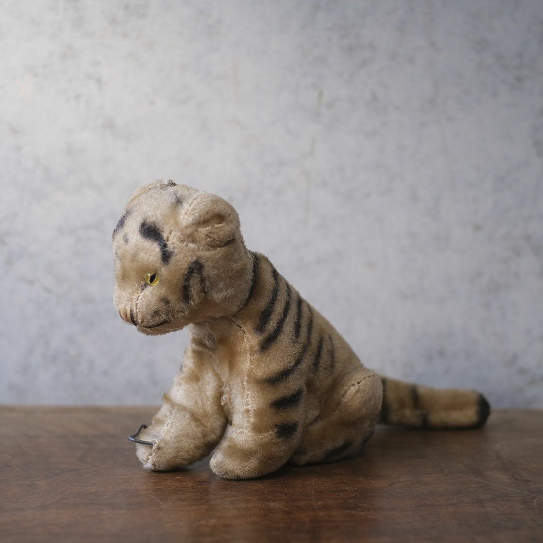 ヴィンテージ シュタイフ社 ぬいぐるみ トラ お座りポーズ（Sitting Tiger） ドイツ2