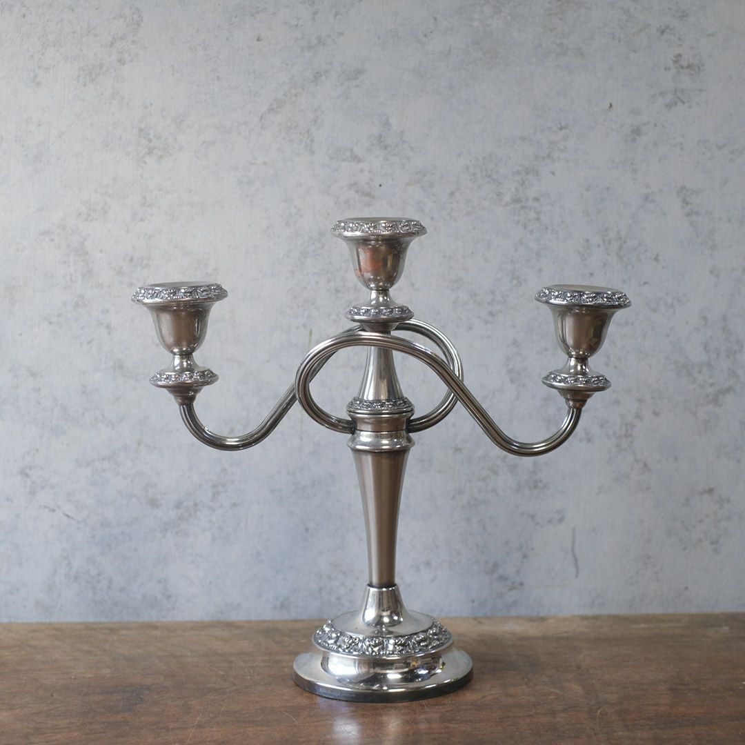 ヴィンテージ キャンドルスタンド シルバープレート 3灯燭台 イギリス キャンドルホルダー1