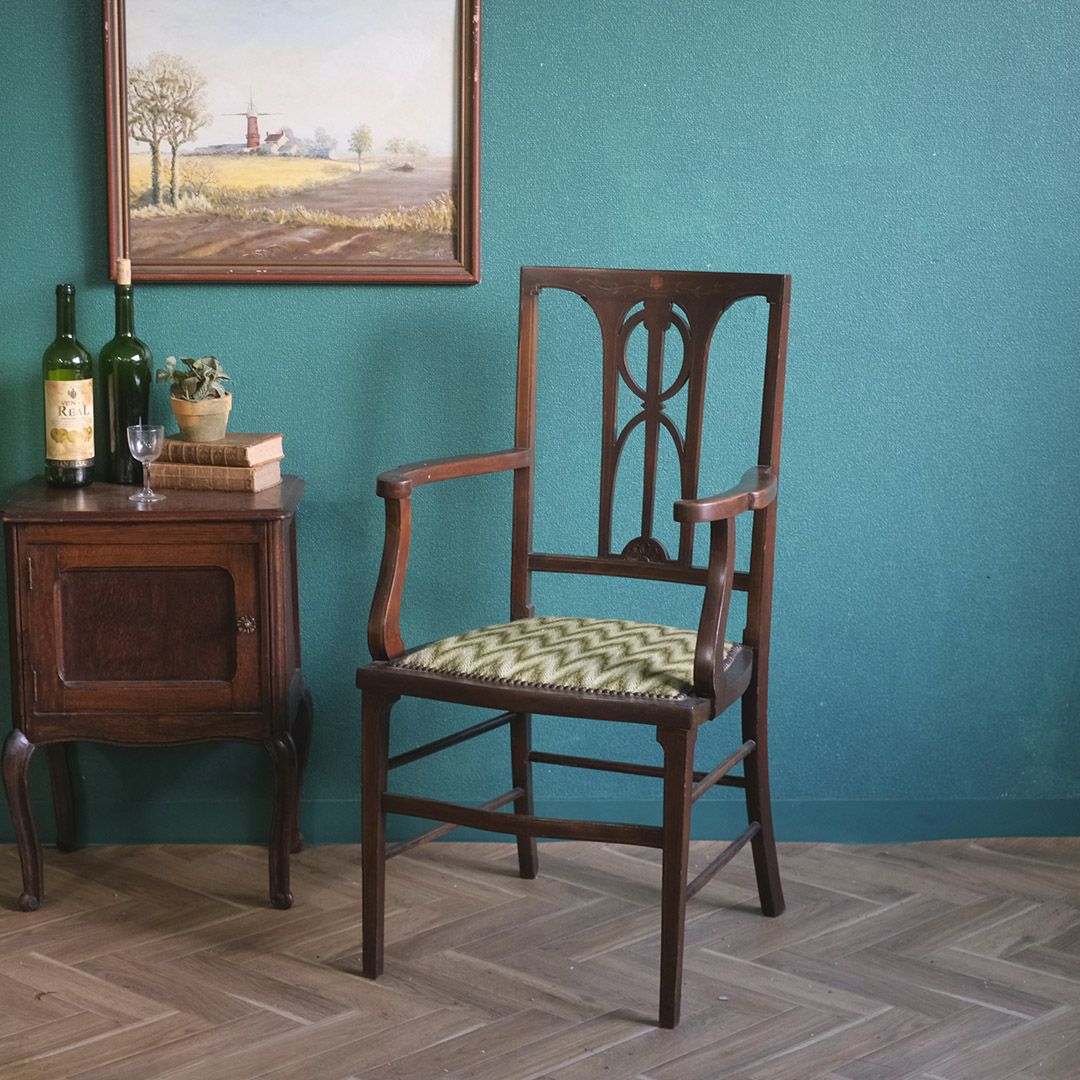 アンティークアームチェア イギリス 肘掛け椅子