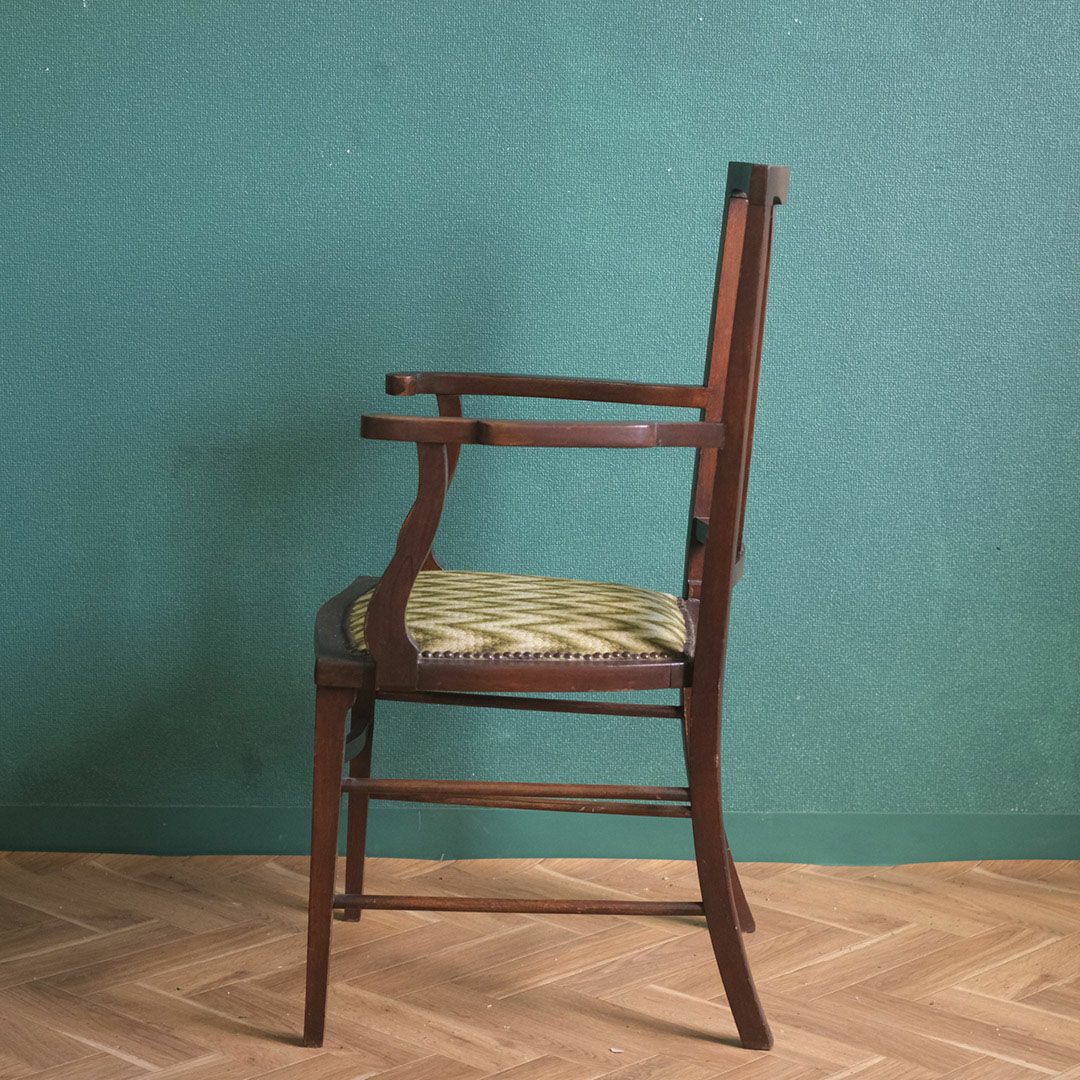 アンティークアームチェア イギリス 肘掛け椅子5