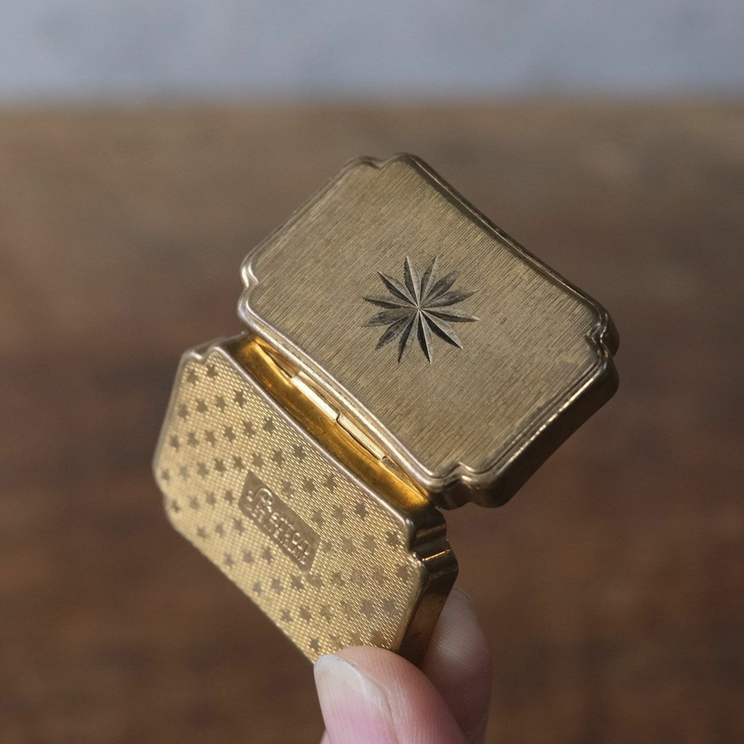 ヴィンテージピルケース フランス3